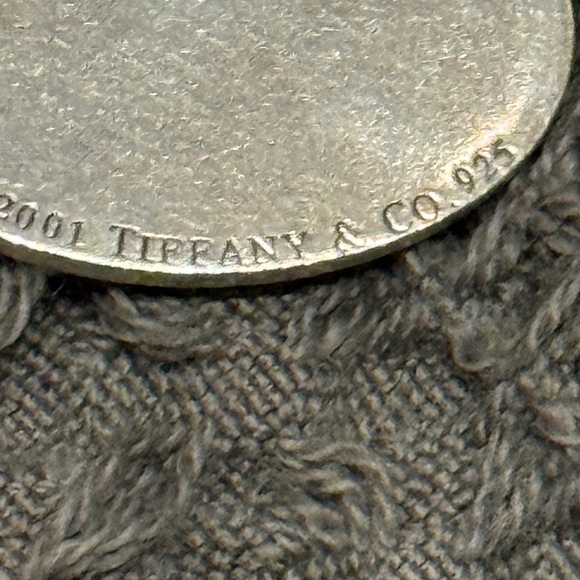 Tiffany sterling silver bracelet with oval American flag charm honoring 9/11 - Picture 5 of 6